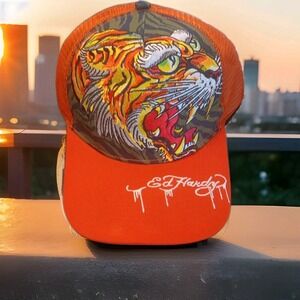 Ed Hardy Embroidered Tiger Head Mesh Trucker Hat, Black / snapback / One Size.